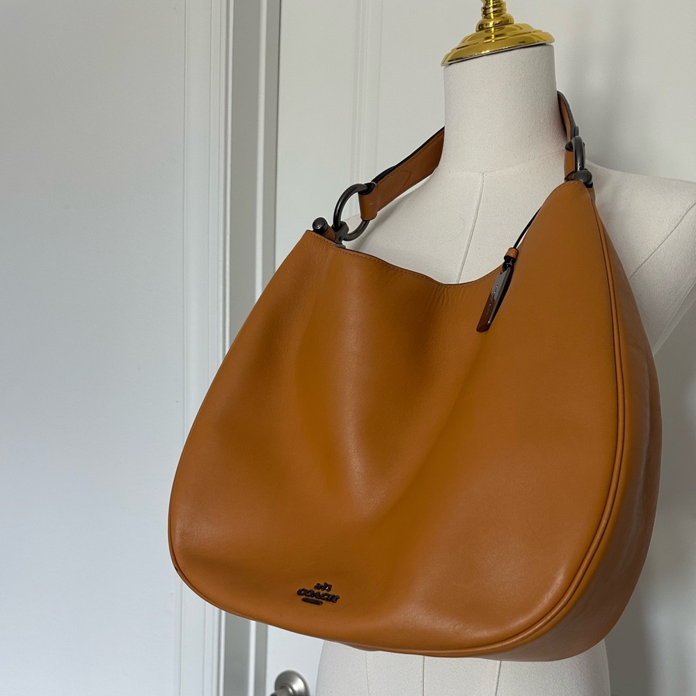 Coach Tan Leather Shoulder Bag
